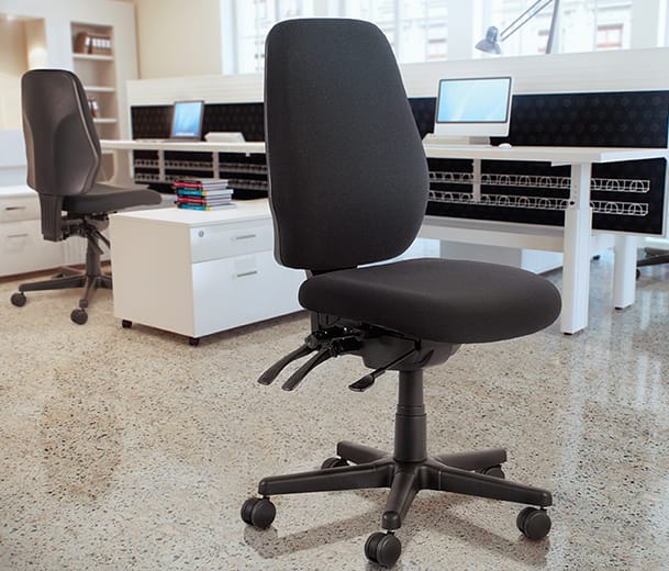 Buro Aura Ergo+ ergonomic task chair in office workstation scene