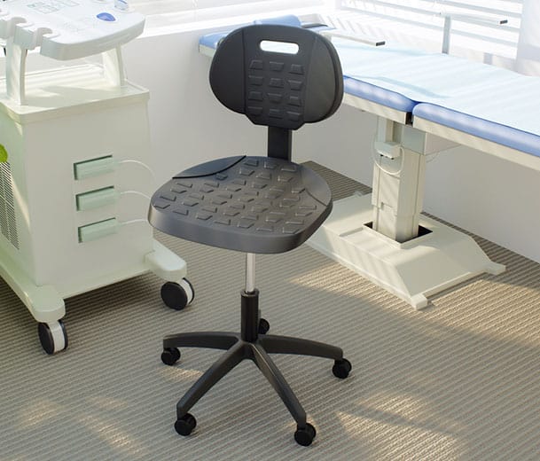 Buro Enso chair in a treatment room scene