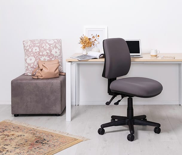 Buro Roma 2 Lever Mid Back ergonomic task chair at office desk