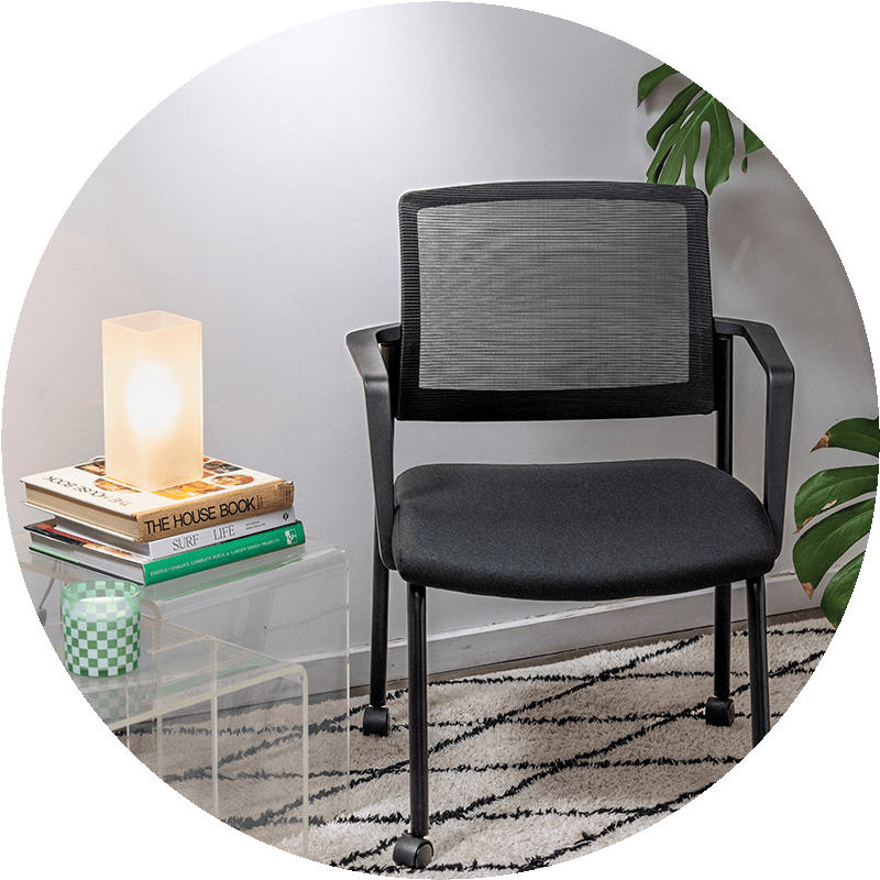 mondo molti chair