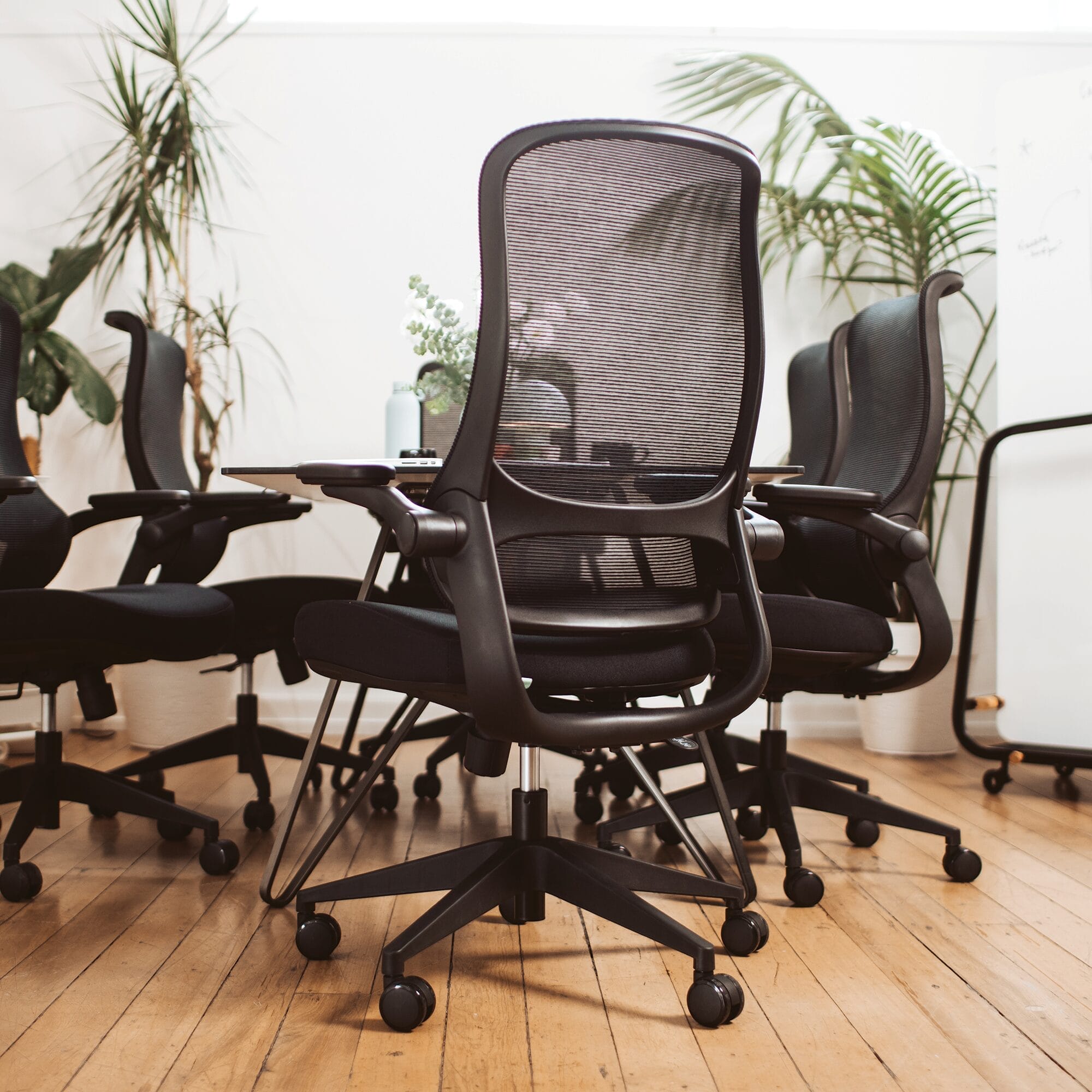 262A-M3_Alt_27_HR_Colt Mondo Colt Office Chair