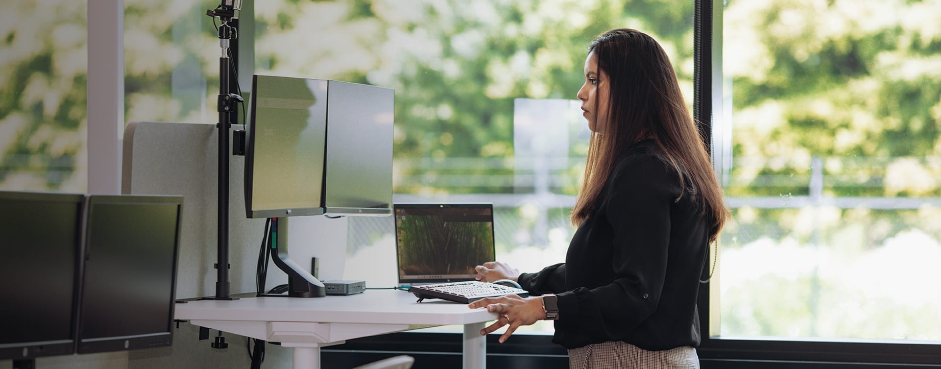 height adjustable desks